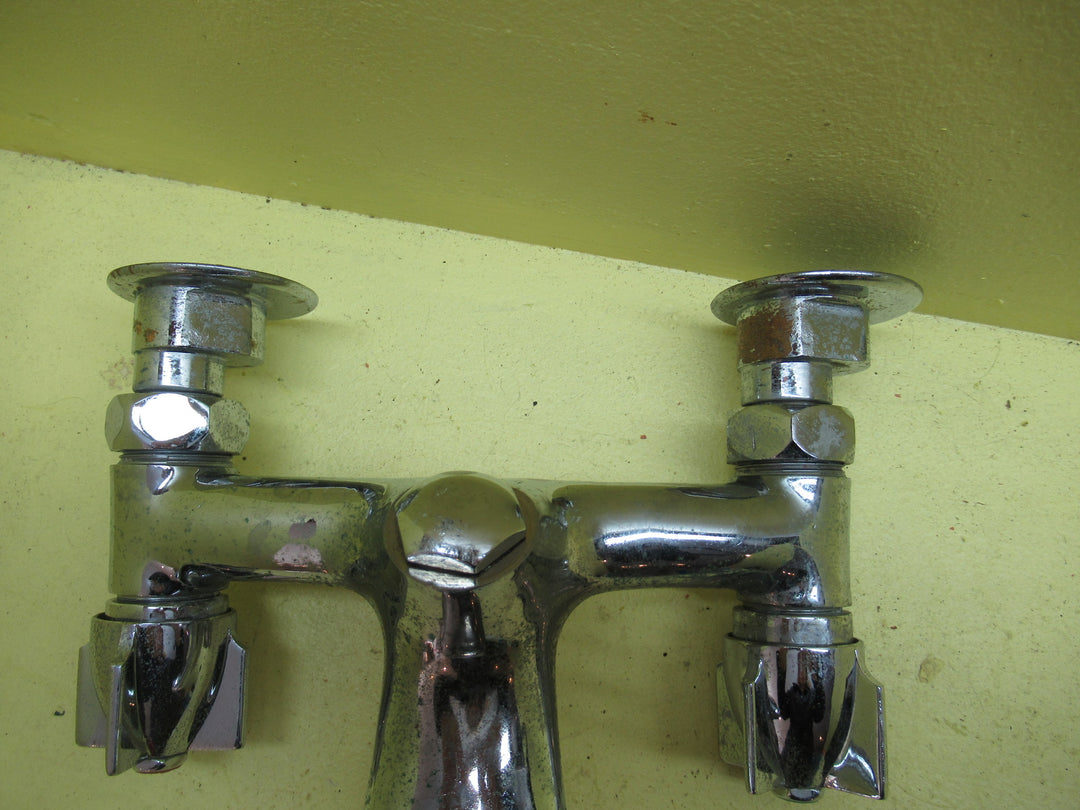 Chunky Fin Style Bath Faucet Tap 100GH x 230W x 200D