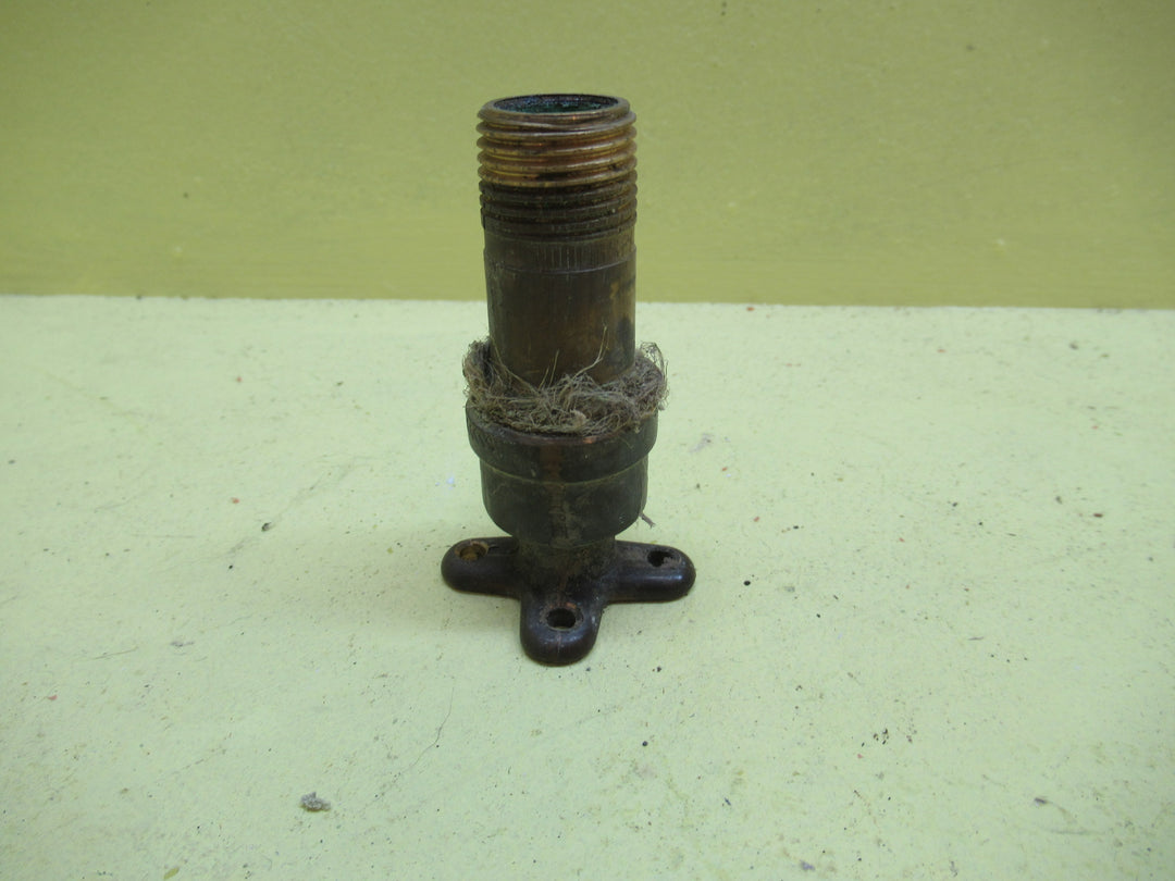 Hose Fitting 60-75H x 42W x 55D - 15Dia