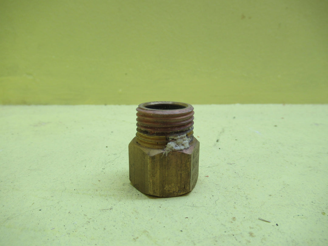 Brass Connectors 30,37,40H x 20-22 Dia x 12-15Dia