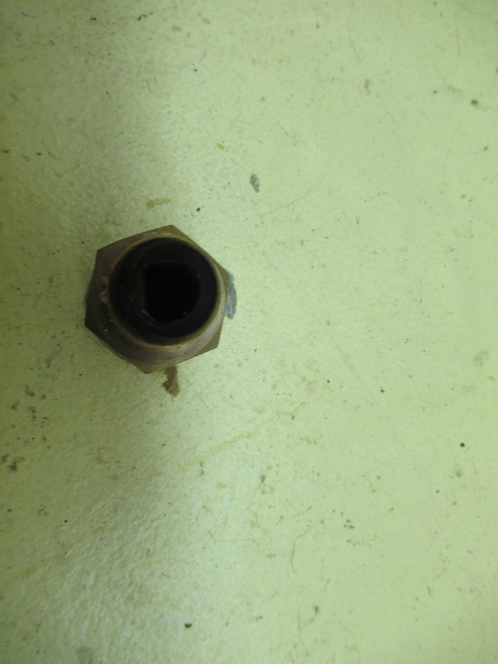 Brass Connectors 30,37,40H x 20-22 Dia x 12-15Dia