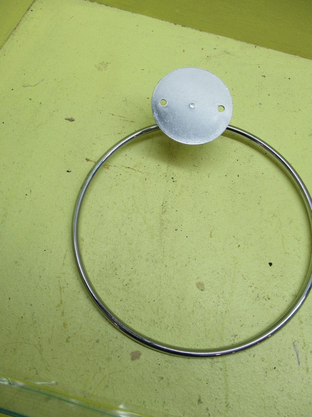 Chrome Circle Towel Holder 185Dfua x 45D