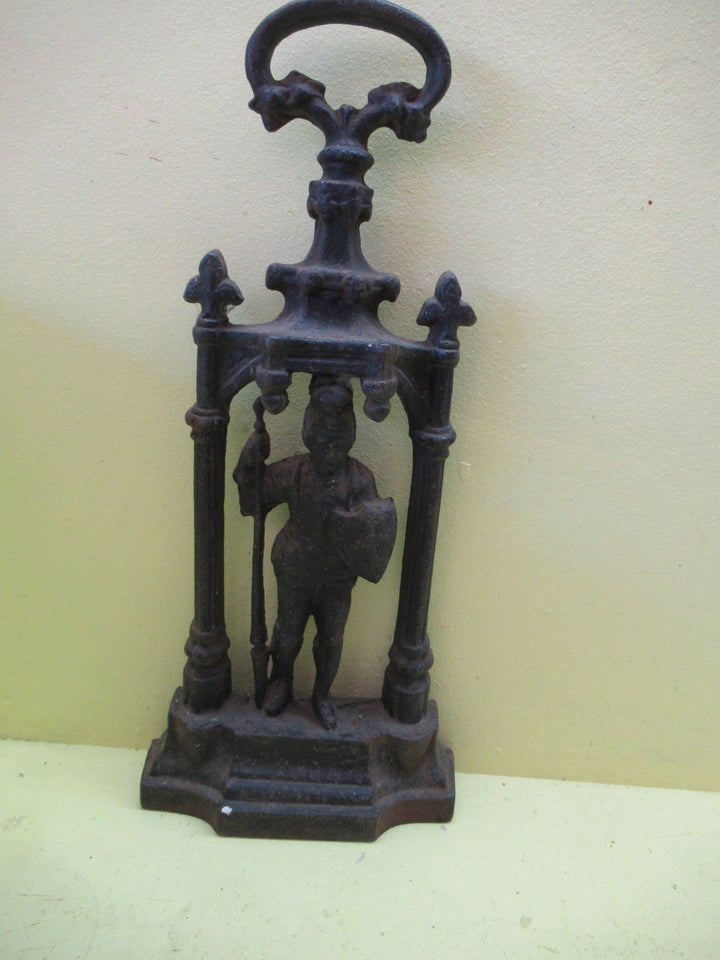 Knight in a Collum holding a Sheild Door Stop(Cira 1805) 440H x 200W x 75D