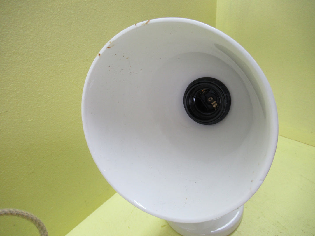 Porcelain Wall Light with Push Button