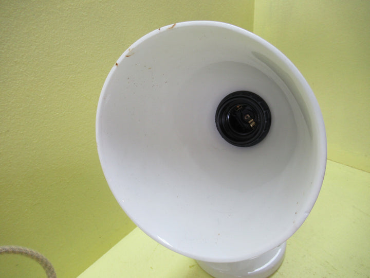 Porcelain Wall Light with Push Button