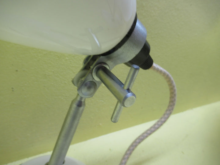 Porcelain Wall Light with Push Button