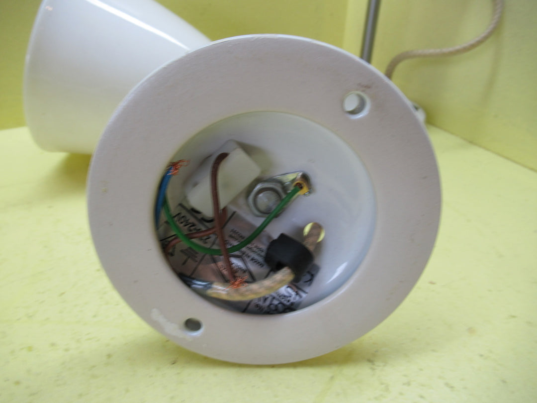 Porcelain Wall Light with Push Button