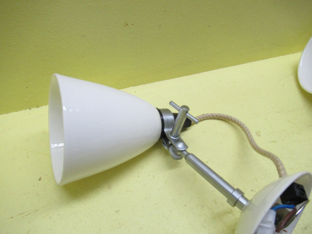 Porcelain Wall Light with Push Button