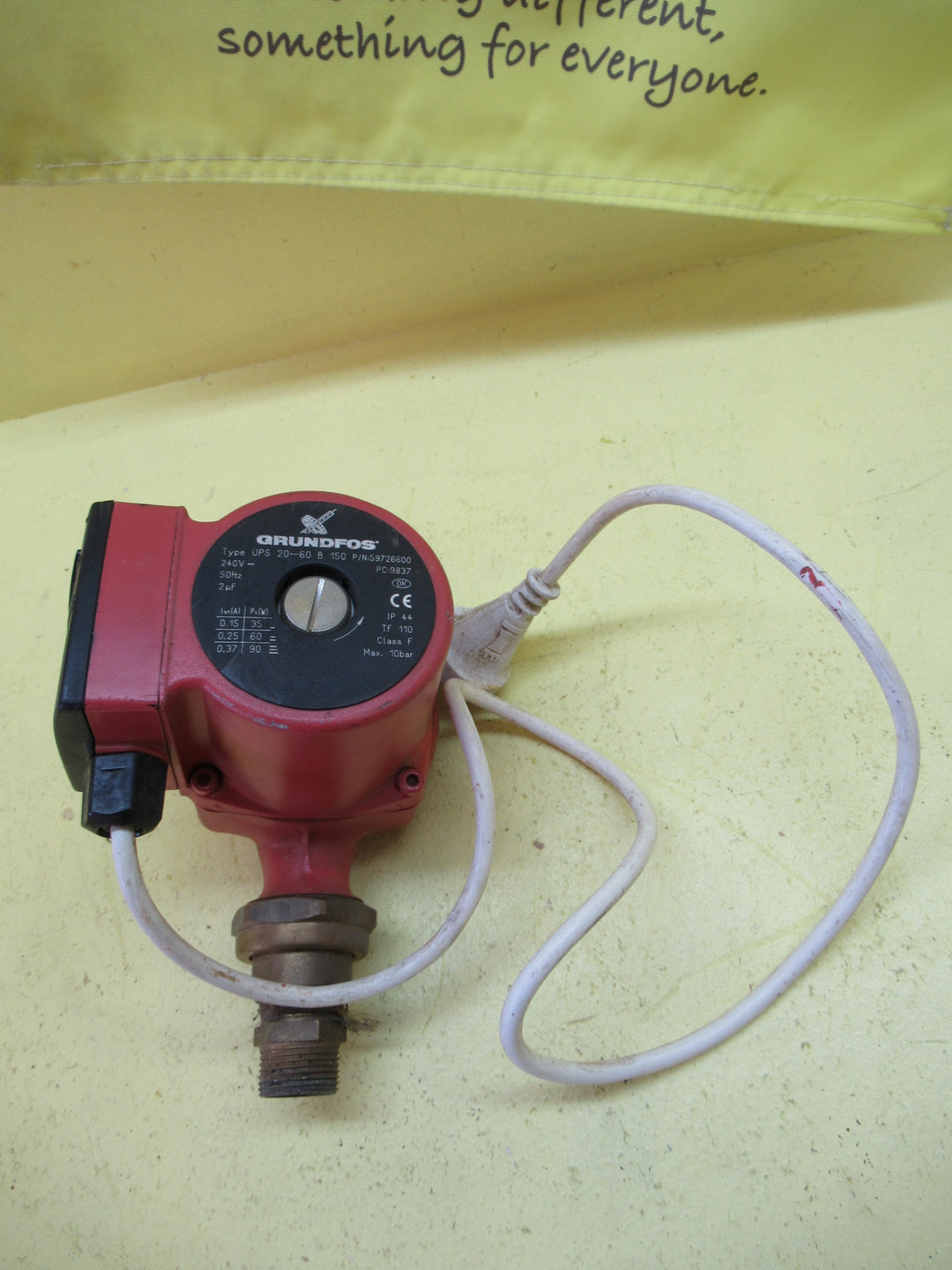 Grundfos - UPS 20-60.8 150 P/N 59726600 135H x  230w x 125D