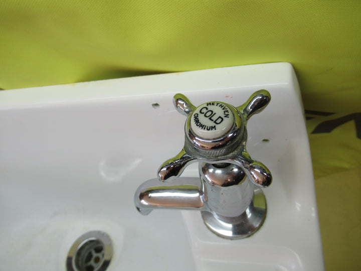 Narrow Plastic Basin with a Towel Rail & Cover that hides Plumbing 54H x 48W x 190D