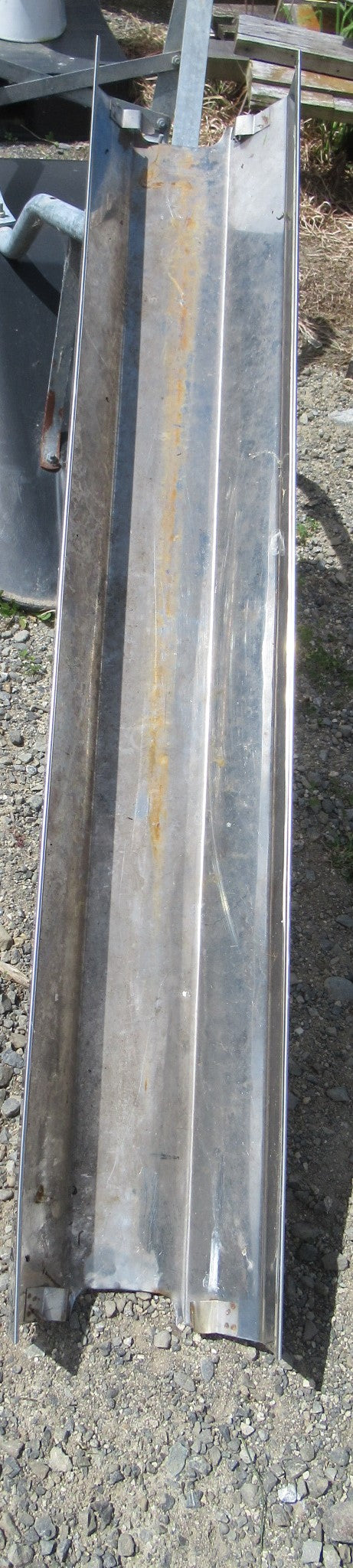 Heat Shield     1220H x 275W x 100D