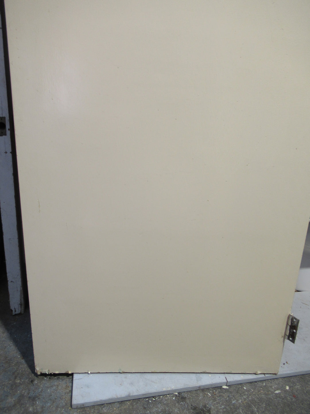 Cream & Varnish Finish Hollow Core Door   1980H x 810W x 40D