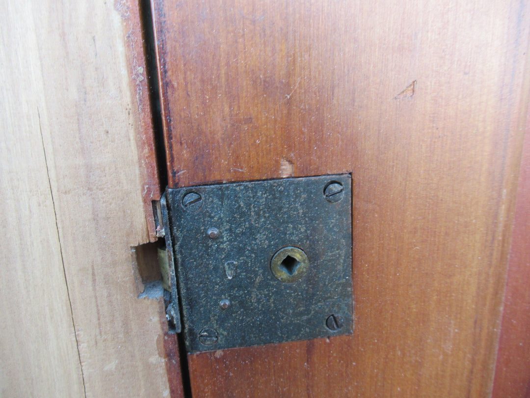 Bungalow Wardrobe Door with Framing