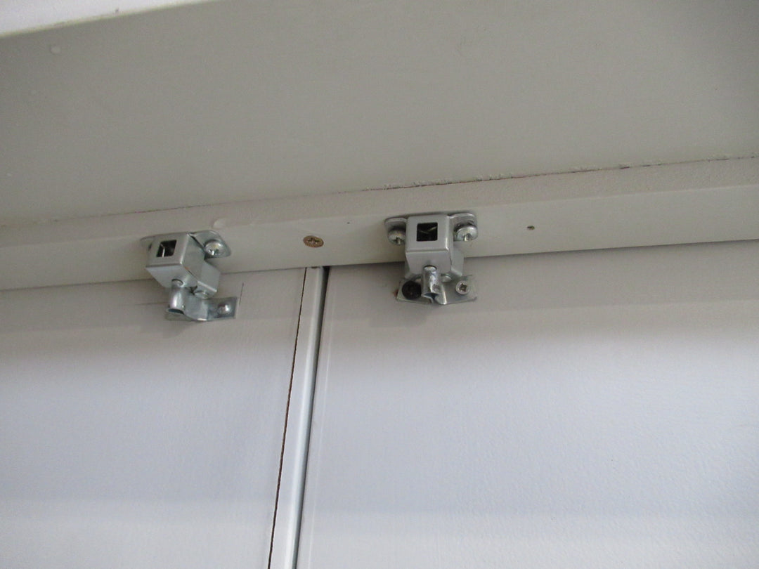 Double Hollow Core Walldrobe/Cupboard Doors in Frame 2035H x 1585W x 140D/Door 1980H x 760-1525W