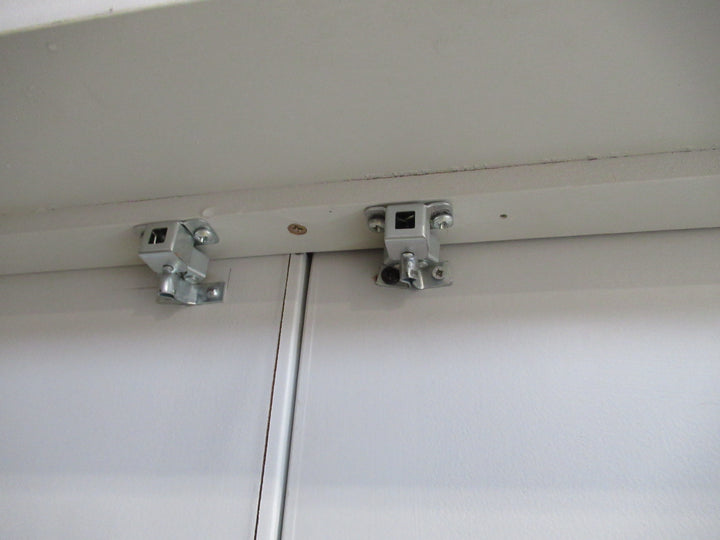 Double Hollow Core Walldrobe/Cupboard Doors in Frame 2035H x 1585W x 140D/Door 1980H x 760-1525W