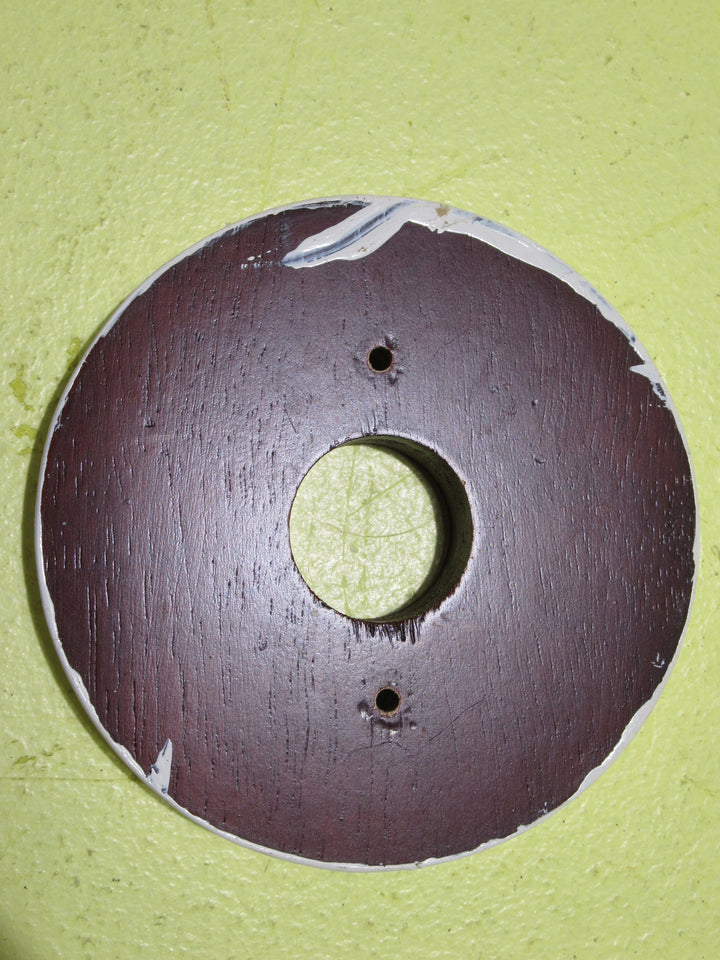 Bevelled Edge Wooden Mount for Switches/Sockets 110Dia x 18H