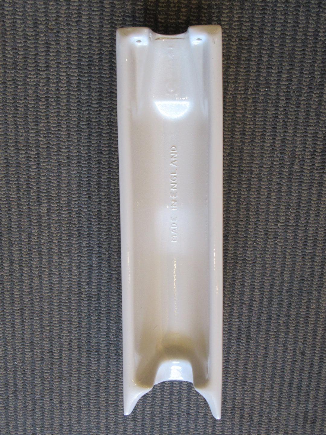 Ideal Standard Whie Bathroom Sink with Pedestal 265H x 565W x 455D/640H x 170W x 150D(CArt)