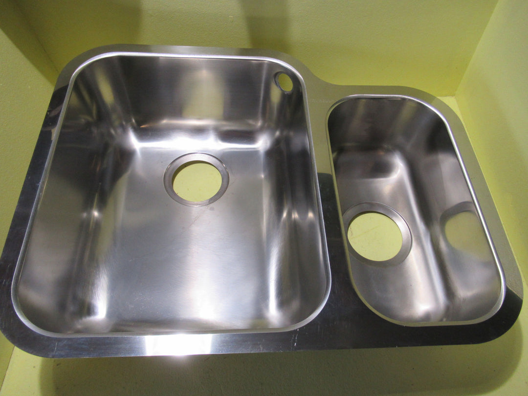 Blanco Double Bowl 530-U1.5 Undermount (4 53665BL)600L x 470W x 160D