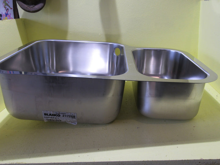 Blanco Double Bowl 530-U1.5 Undermount (4 53665BL)600L x 470W x 160D