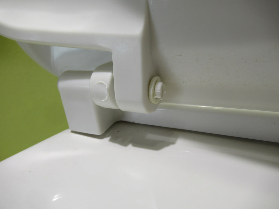 Imperial Toilet & Cistern 440H x 380W x 650D/Cistern 360H x 390W x 190D