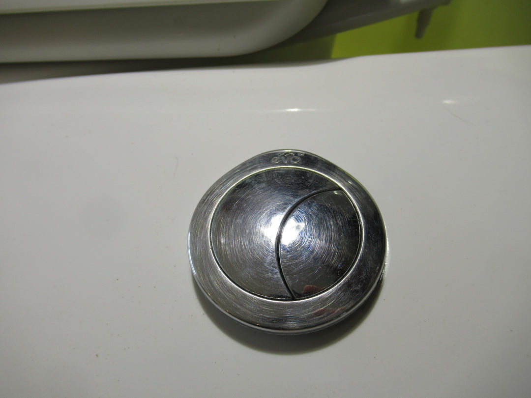 Imperial Toilet & Cistern 440H x 380W x 650D/Cistern 360H x 390W x 190D