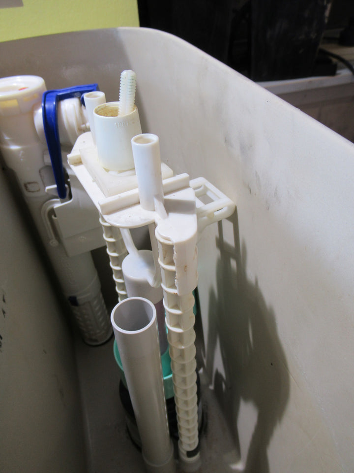 Imperial Toilet & Cistern 440H x 380W x 650D/Cistern 360H x 390W x 190D