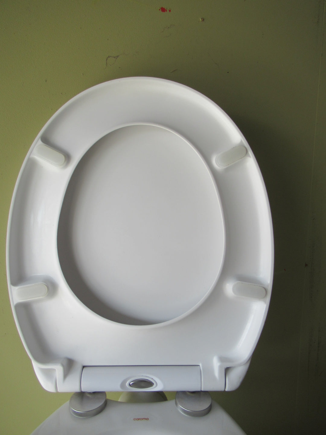 Caroma Toilet with Soft Close Lid 440H x 380W x 480D