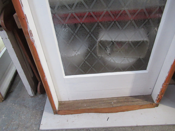 1 Lite Etched Diamond with Leaf Pattern Door in Frame 2070H x 930W x 130D/Door  1980H x  860W x 45D