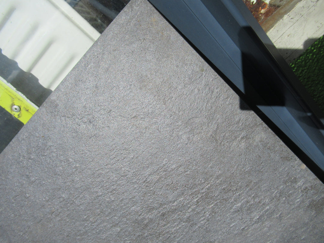 Grey/Charcoal Texture Floor Tile 600SQ x 6mlD