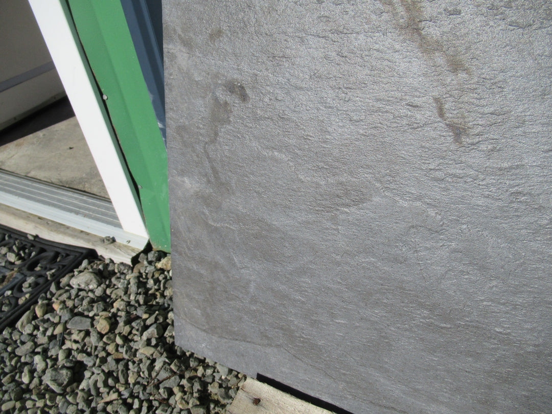 Grey/Charcoal Texture Floor Tile 600SQ x 6mlD