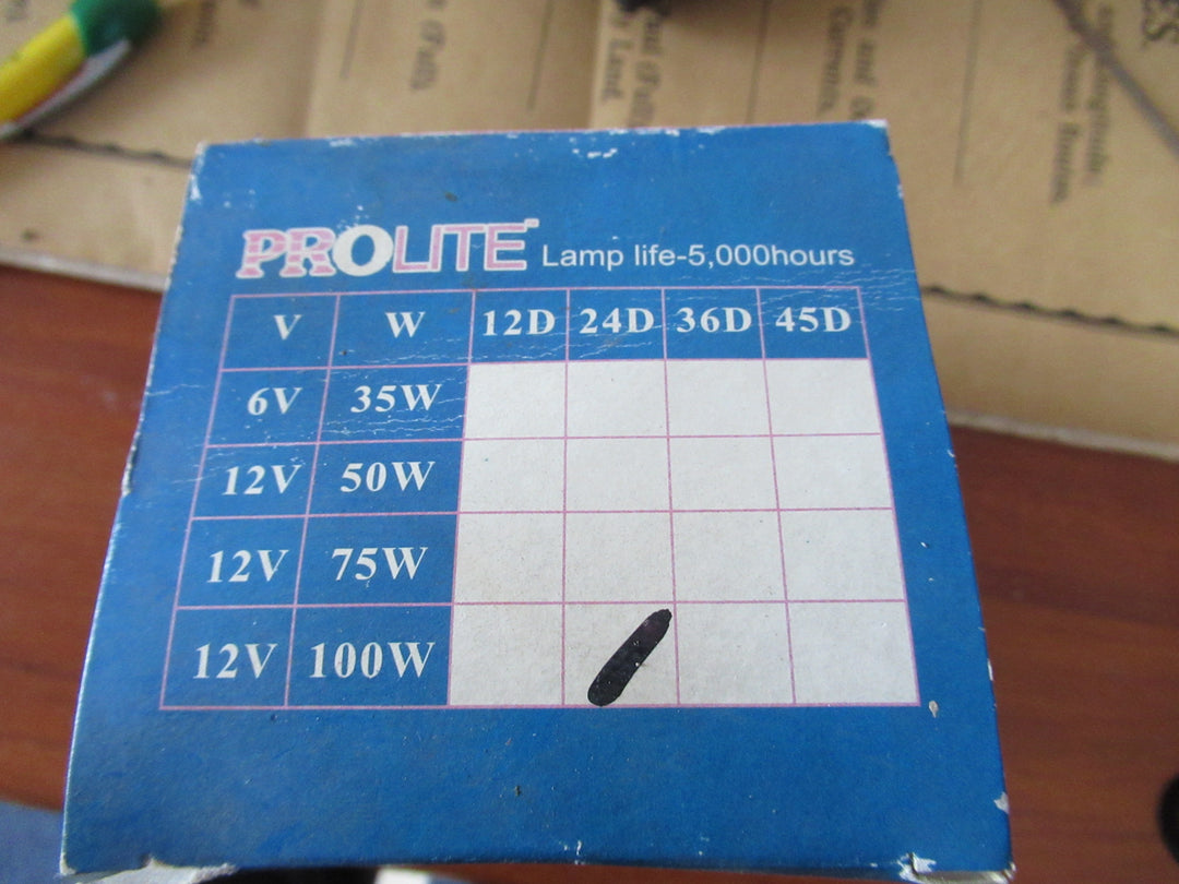 Insert Light-Marexium Xenon AR111 Ulatra 1o,000 Hours Low Mainitenace  110D x 40D