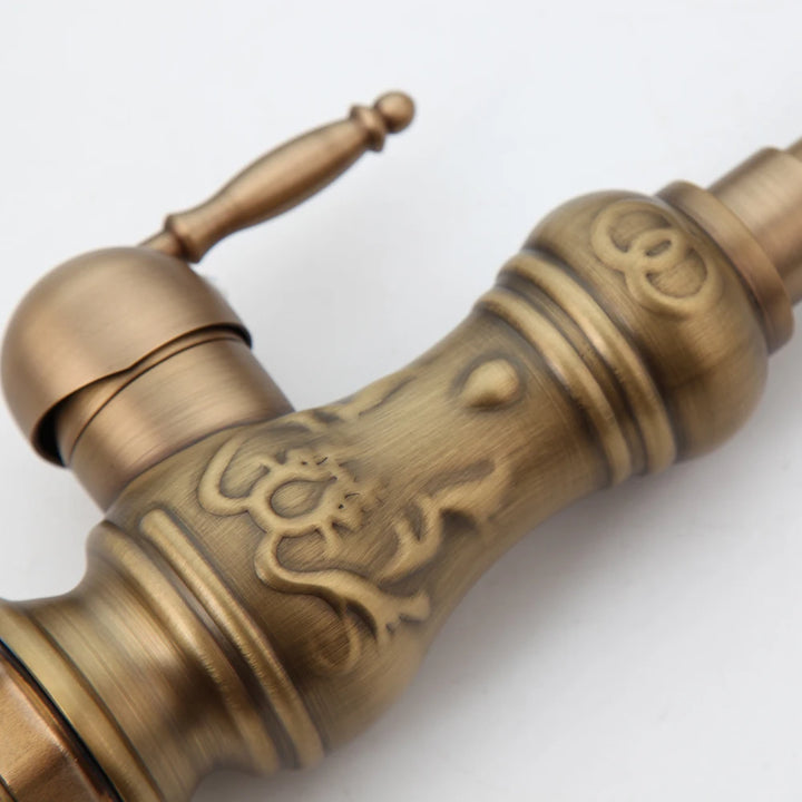 KEMAIDI Antique Brass Kitchen Sink Faucet Mixer Taps Swivel Vanity Solid Brass Basin Faucet Mixer Tap Faucet Deck Mounted