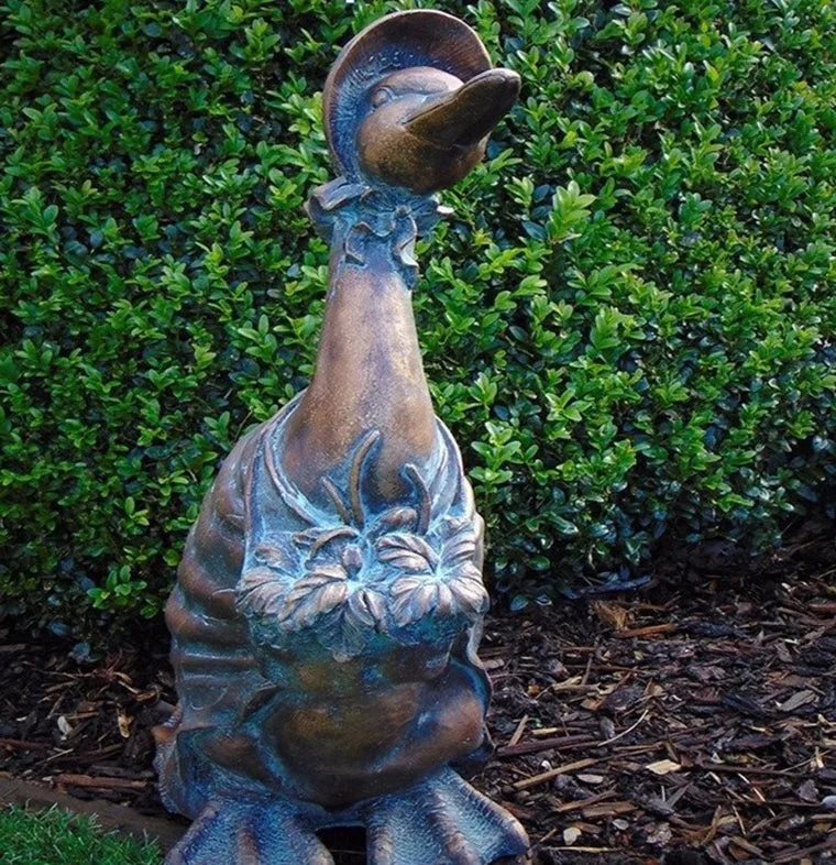 1PC Alice in Wonderland Figurines Rabbit Hedgehog Water Duck Resin Craft Ornaments  Garden  Decor
