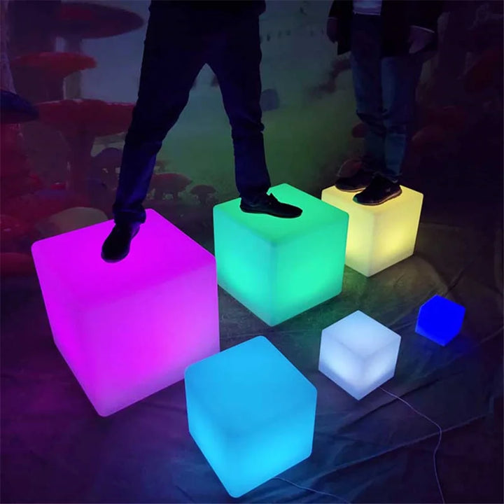 Battery Powered LED Glowing Cube Night Lights Remote 16 Colors Bar KTV Hotel Table Chair Lamps for Wedding Party Garden Decor