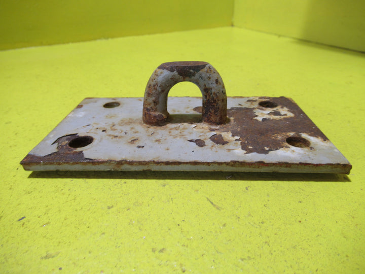 Catches for Slide Bolts   19L - 132L