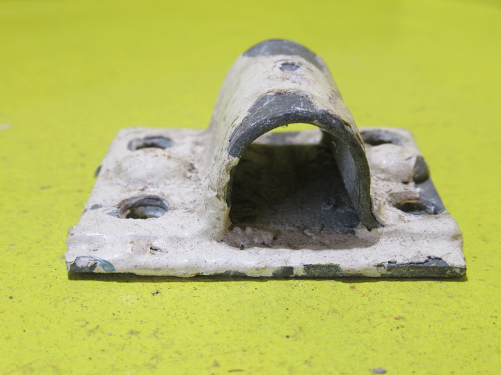 Catches for Slide Bolts   19L - 132L