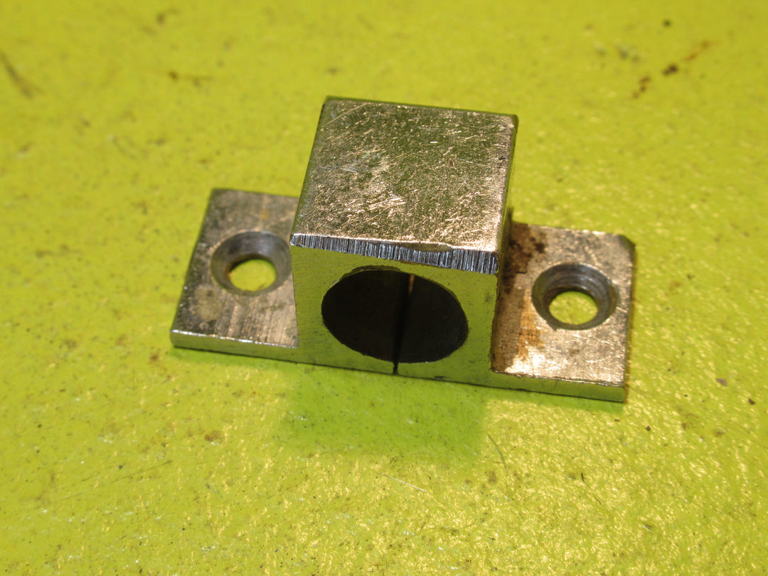 Catches for Slide Bolts   19L - 132L