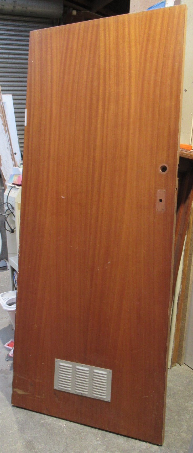 Internal Brown Hollowcore Door with Vent   1980H x 810W x 40D