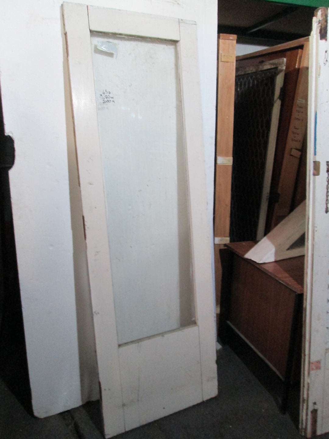 1 Lite Door 2050H x 680W x 45D