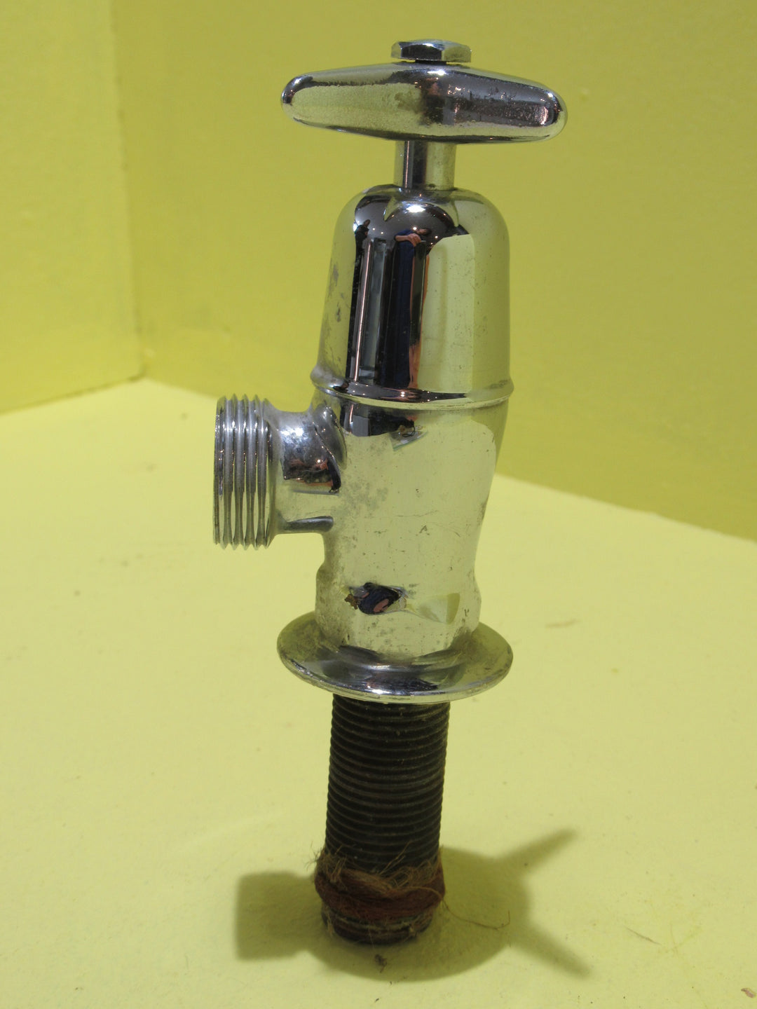 Cold Water Washing Machine Tap 105H x 40/35Dia