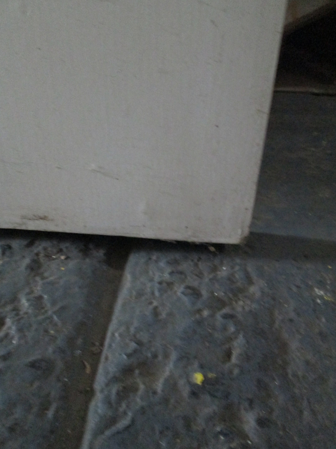 Bifolding Hollow Core Doors 1970H x 450W x 35D