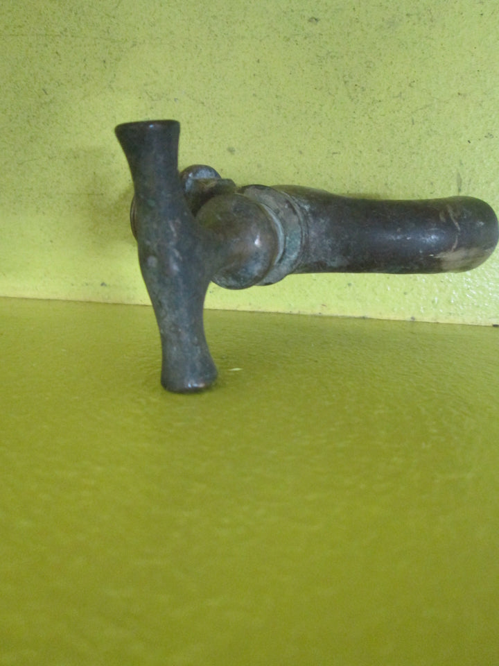Small Brass Rustic Garden Toggle Top Tap 95L x 30W x 90D