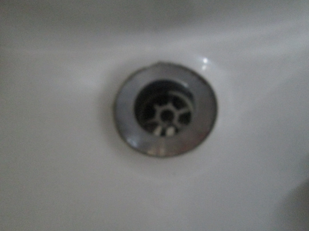 Classic Fowler Basin 467L x 365W x 281D