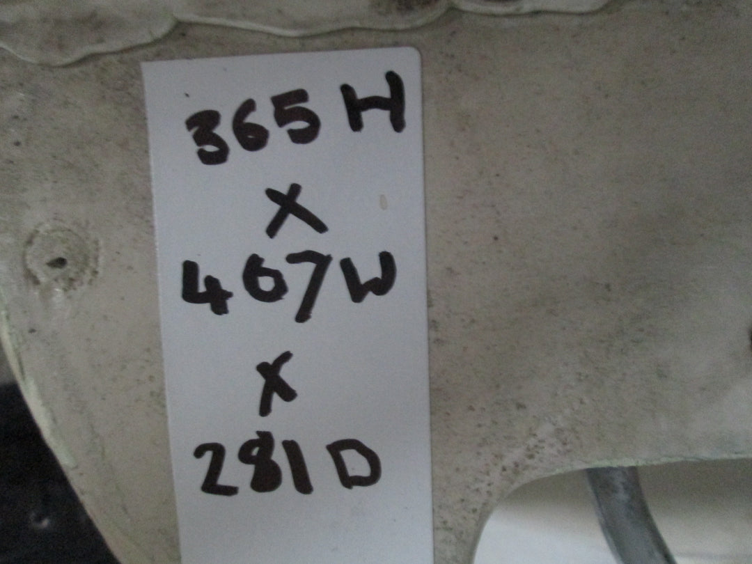 Classic Fowler Basin 467L x 365W x 281D