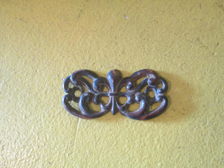 Lacy Le Fleur Plate Pressed Copper 63L x 20W