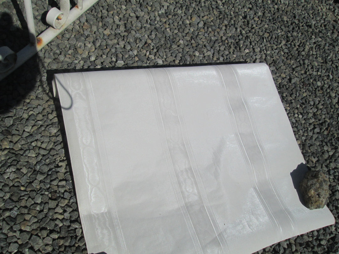 Light Beige Ribbon Stripe 520W