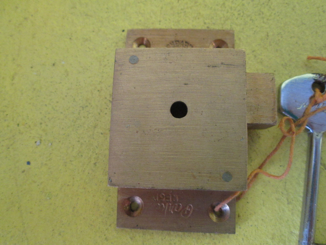 Braw Draw/Cabinet lock-Parke 6 Lever with key