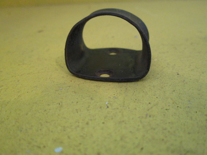 Enclosed Finger Sash Lifts for Double Hung Window with Screws 30W x 30H x 22D