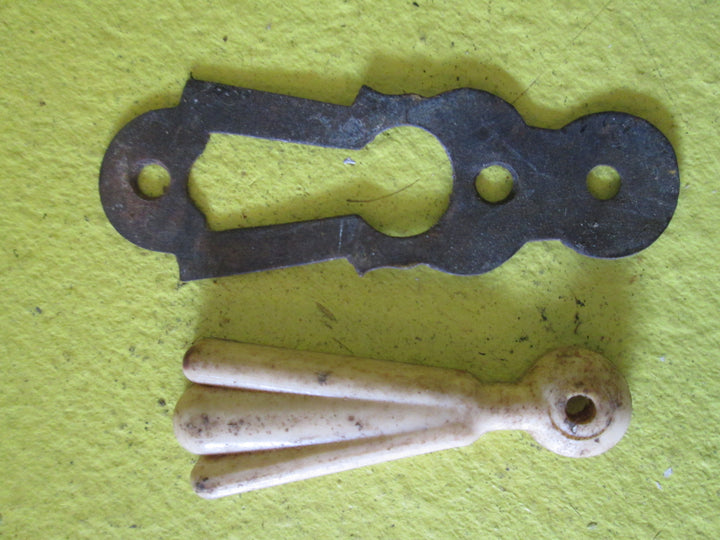 Key hole covers 1900's(Escutcheon's and cover plates)