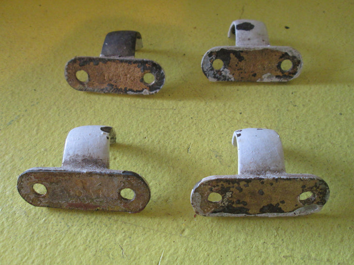 Brass(Painted) Sash Lift on Mounted Oval Plate 47L x 16W x 25D