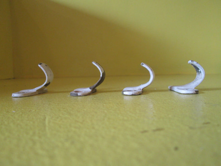 Brass(Painted) Sash Lift on Mounted Oval Plate 47L x 16W x 25D